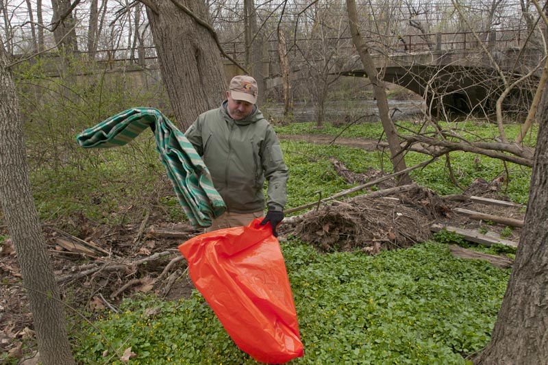 NR11CJTUMuskyCleanUp0230